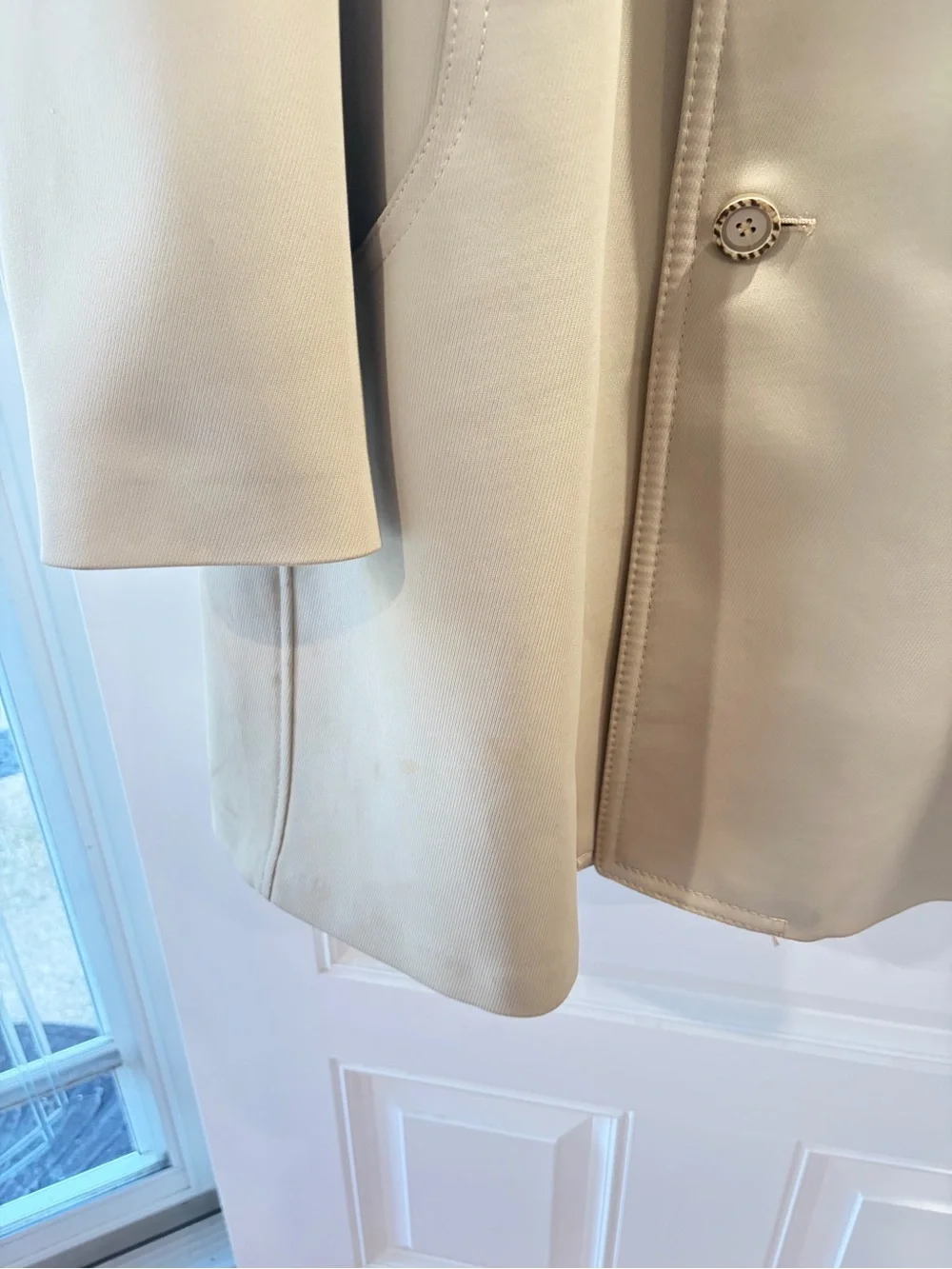 Men's Vintage Cream Single-Breasted Suit with Gold Trim